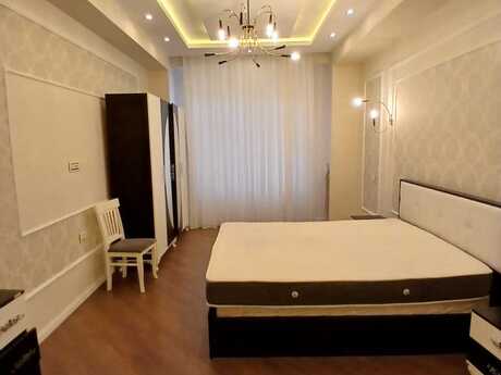 Объявление №6347634 - Баку, пос. Аг шехер, 2-комн., 90 м², 4/7 этаж