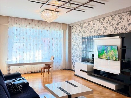 Объявление №6347624 - Баку, Наримановский  р., 3-комн., 150 м², 4/16 этаж