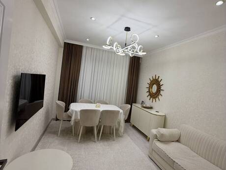 Elan №6347684 - Bakı, Binəqədi r., 3 otaqlı, 70 m², 1/4 mərtəbə