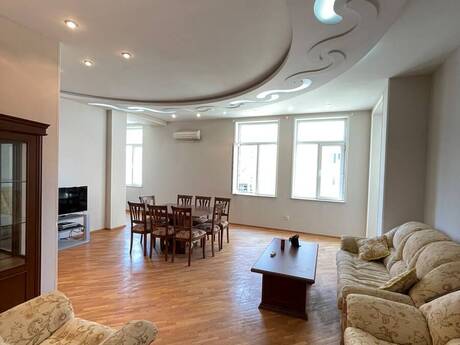 Elan №6333344 - Bakı, 28 May m., 2 otaqlı, 90 m², 5/13 mərtəbə