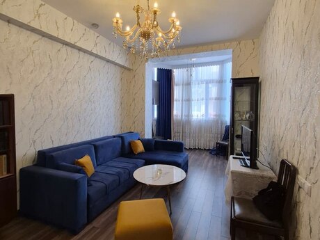Elan №6331478 - Bakı, Elmlər Akademiyası m., 2 otaqlı, 100 m², 11/22 mərtəbə