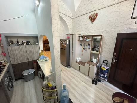 Elan №6347811 - Bakı, 28 May m., 4 otaqlı, 120 m², 1/3 mərtəbə