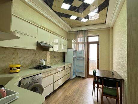 Elan №6347997 - Bakı, Nəsimi r., 2 otaqlı, 100 m², 14/17 mərtəbə
