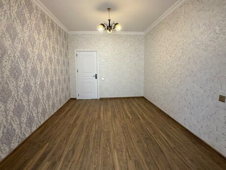 3-комн. вторичка - пос. 8-й мкр - 90 м²