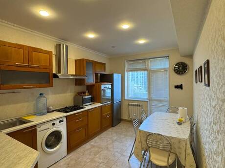 2-комнатная квартира, 80 м², İçəri Şəhər: 269 000 ₼ 5