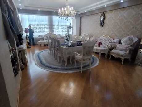 3 otaqlı mənzil, 150 m², 20 Yanvar: 360 000 ₼ 2