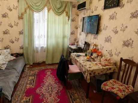 Объявление №6348329 - Баку, м. Халглар Достлугу, 2-комн., 40 м², 3/5 этаж