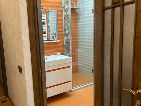 3-комнатная квартира, 135 м², Nəsimi: 365 000 ₼ 3