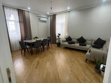 Elan №6348596 - Bakı, Nəsimi m., 3 otaqlı, 142 m², 11/18 mərtəbə