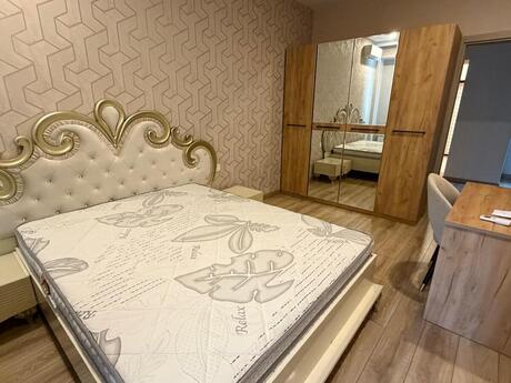 Elan №6348600 - Bakı, 8 Noyabr m., 4 otaqlı, 180 m², 8/27 mərtəbə