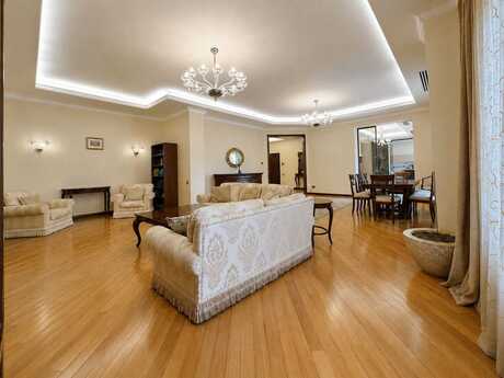 6-room apartment, 390 m², 28 May: 770 000 ₼ 5