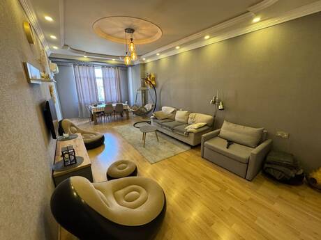 Объявление №6348705 - Баку, м. Кара Караев, 2-комн., 110 м², 4/16 этаж