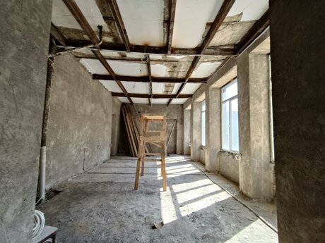 Объект - м. Ичеришехер - 350 м²