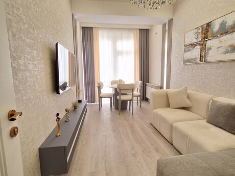 2-комнатная квартира, 61 м², 28 May: 248 888 ₼ 2