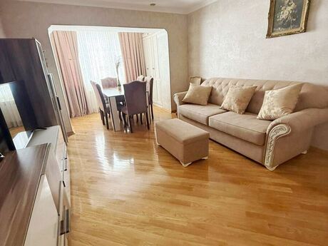 Kirayə 3 otaqlı mənzil, 92 m², 28 May: 1 200 ₼/ay 3