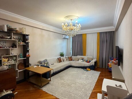 Объявление №6348957 - Баку, м. Ази Асланов, 2-комн., 70 м², 4/16 этаж