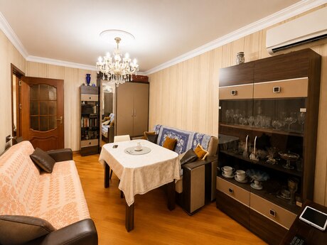 Elan №6349132 - Bakı, Neftçilər m., 2 otaqlı, 35 m², 2/5 mərtəbə