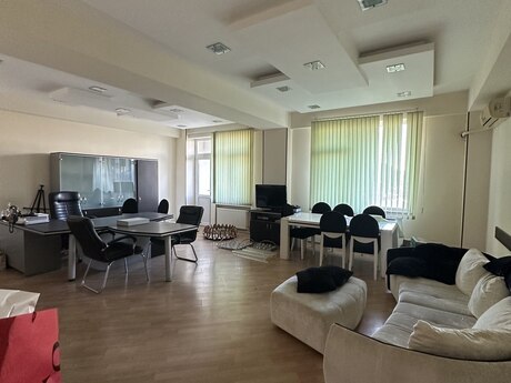 Elan №6349206 - Bakı, İnşaatçılar m., 7 otaqlı, 380 m², 2/16 mərtəbə