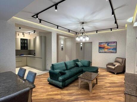 Elan №6349212 - Bakı, Elmlər Akademiyası m., 2 otaqlı, 100 m², 8/16 mərtəbə