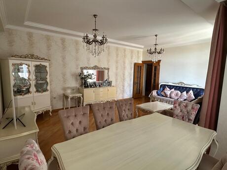 3 otaqlı mənzil, 130 m², 8 Noyabr: 375 000 ₼ 2