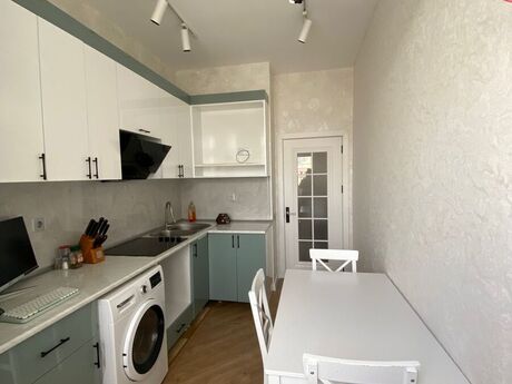 Elan №6349431 - Bakı, Yasamal r., 2 otaqlı, 65 m², 7/10 mərtəbə