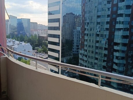 2 otaqlı yeni tikili - Şah İsmayıl Xətai m. - 47 m²