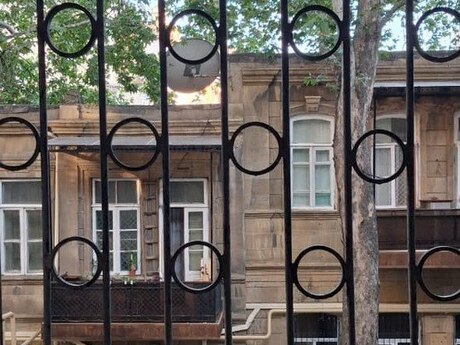 Объявление №6349533 - Баку, м. 28 мая, 2-комн., 55 м², 2/3 этаж
