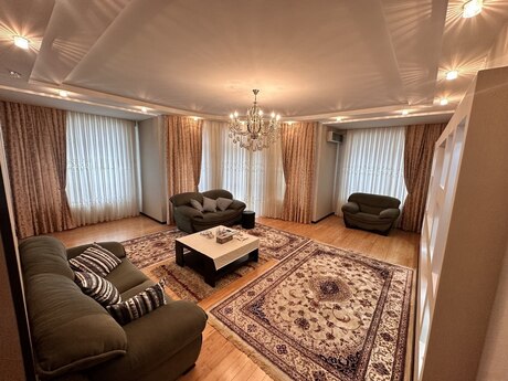 3-room apartment, 160 m², 8 Noyabr: 455 000 ₼ 3