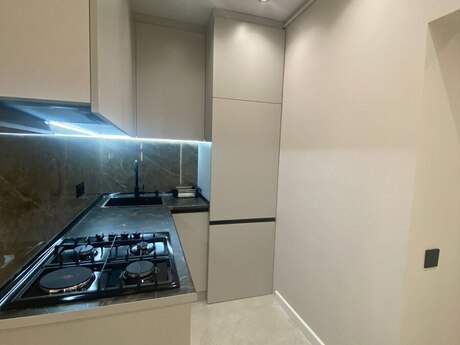 2-комн. вторичка - м. 8 ноября - 45 м²
