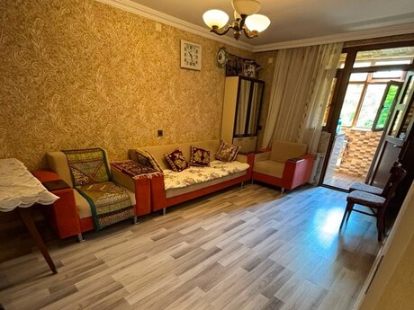 Объявление №6349236 - Баку, м. Низами, 1-комн., 35 м², 2/5 этаж
