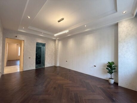 3 otaqlı mənzil, 145 m², Ağ şəhər: 700 000 ₼ 5