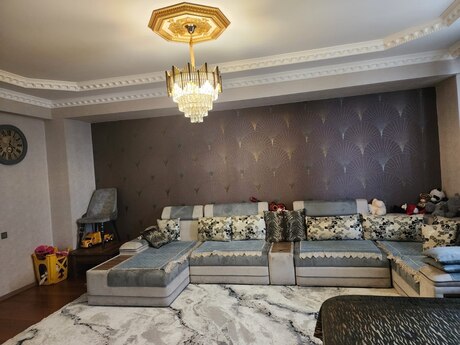 2-room apartment, 85 m², Əhmədli: 180 000 ₼ 2