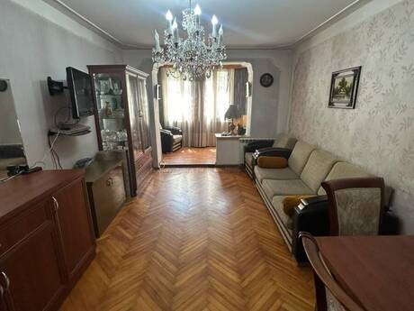 Elan №6349795 - Bakı, Nərimanov r., 2 otaqlı, 60 m², 1/5 mərtəbə