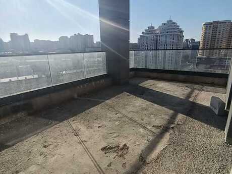 5-room apartment, 235 m², Central Towers: 1 125 650 ₼ 2