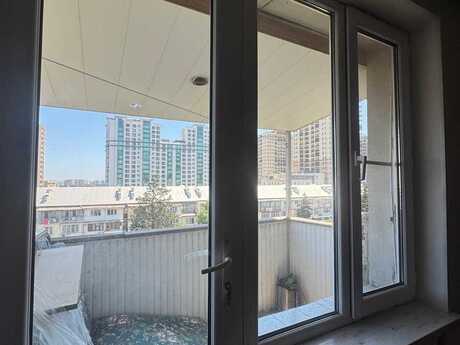 3 otaqlı köhnə tikili - İnşaatçılar m. - 75 m²
