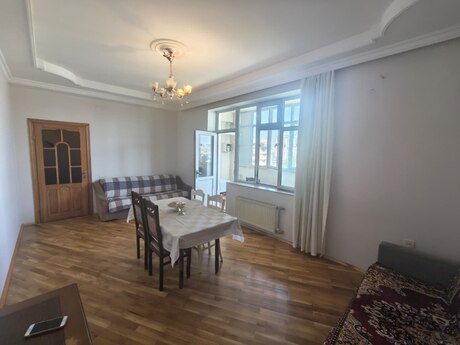 2 otaq · 88 m² · 8/16 mərtəbə, Azadlıq Prospekti