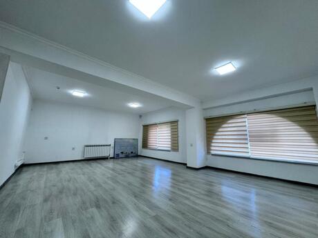 Elan №6349909 - Bakı, Ağ şəhər q., 182 m²