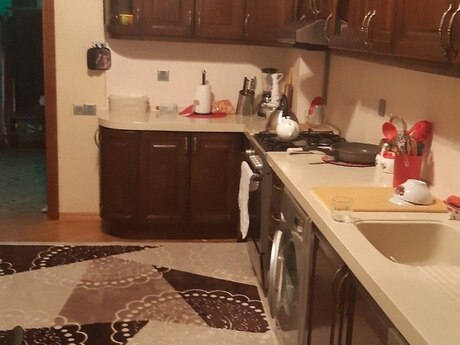 3-комнатная квартира, 130 м², 8-ci mikrorayon: 300 000 ₼ 4