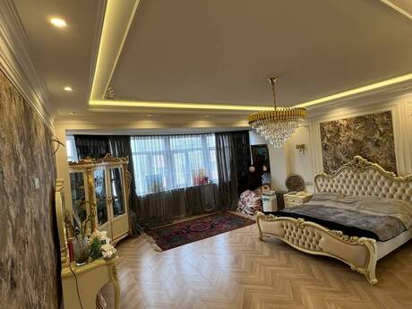 4-комн. новостройка - м. 20 января - 218 м²