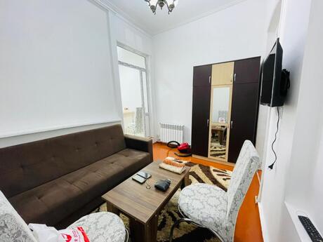 Elan №6350031 - Bakı, Sahil m., 2 otaqlı, 50 m², 1/2 mərtəbə