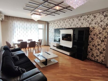 Elan №6350132 - Bakı, Gənclik m., 3 otaqlı, 150 m², 4/14 mərtəbə