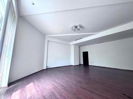 Elan №6350170 - Bakı, 28 May m., 1400 m²