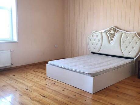 6-комн. дом/дача - пос. Бинагади - 215 м²