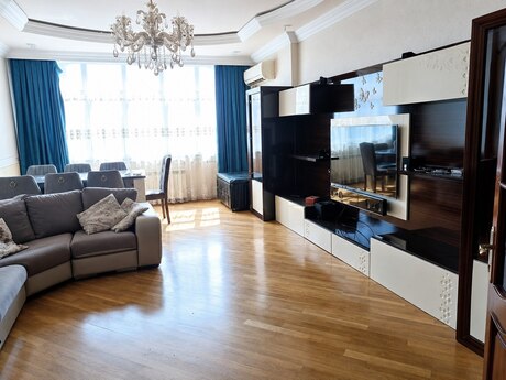 Elan №6350270 - Bakı, Xalqlar Dostluğu m., 3 otaqlı, 133 m², 3/18 mərtəbə