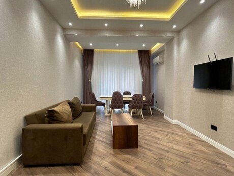 Kirayə 2 otaqlı mənzil, 80 m², Nizami: 1 199 ₼/ay 2