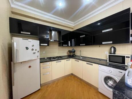 Elan №6350375 - Bakı, Nəriman Nərimanov m., 2 otaqlı, 76 m², 10/16 mərtəbə