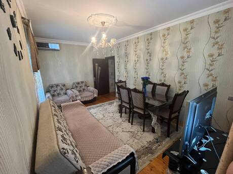Köhnə Günəşlidə 2 otaqlı köhnə tikili mənzil satılır, 60 m², 150 000 AZN, şəkil 2 / 12