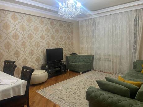3-комн. новостройка - м. Низами - 125 м²