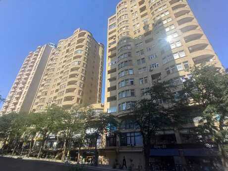 3-комн. новостройка - м. Низами - 115 м²