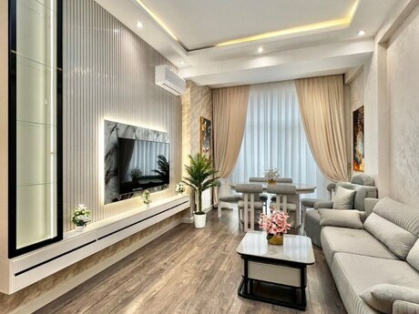 2-комн. новостройка - Насиминский  р. - 71 м²